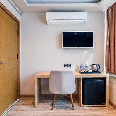 เอวิม โฮเทล Hotel คอร์ลู ภายนอก รูปภาพ