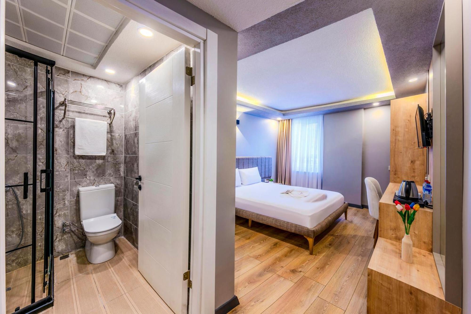 เอวิม โฮเทล Hotel คอร์ลู ภายนอก รูปภาพ